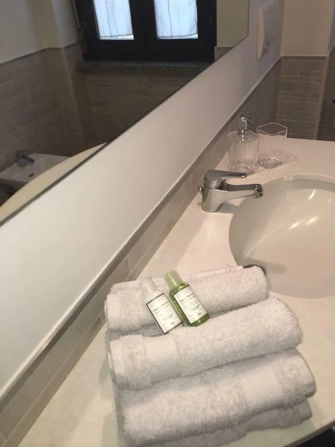Apartment Ester Home Milan Italy